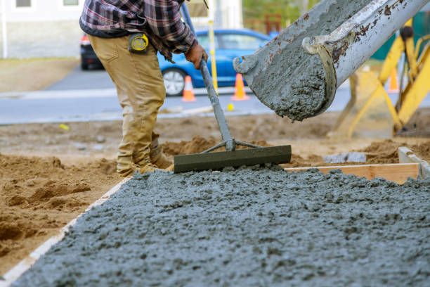Best Affordable Concrete Contractor  in Grundy, VA